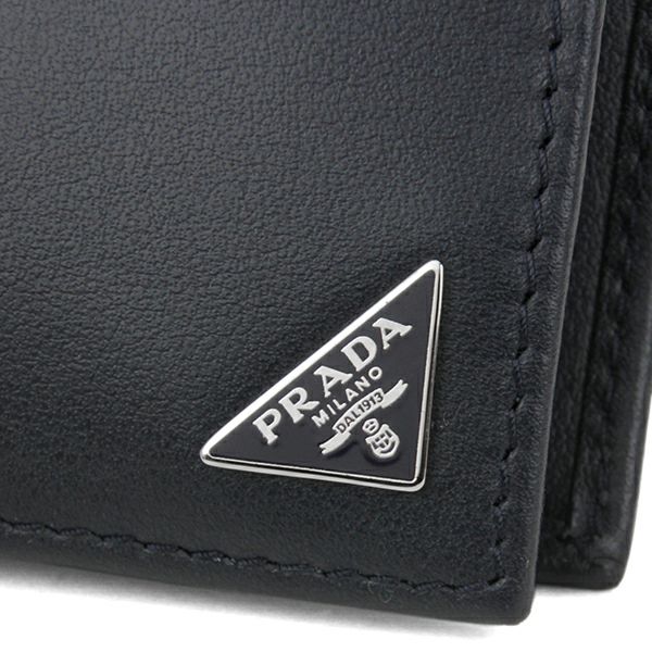 【美品】プラダ 二つ折り財布 ヴィッテロ レザー　黒 ネイビー 2MO738 PRADA】プラダ 2MO738 二つ折り財布 レザーメンズ 2つ折り