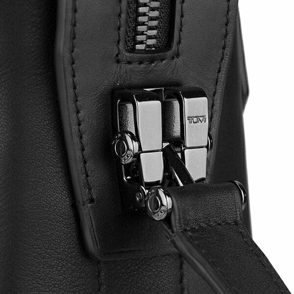 超美品】TUMI 933254D アシュトン 「ゲイツ」 スリム・ブリーフ