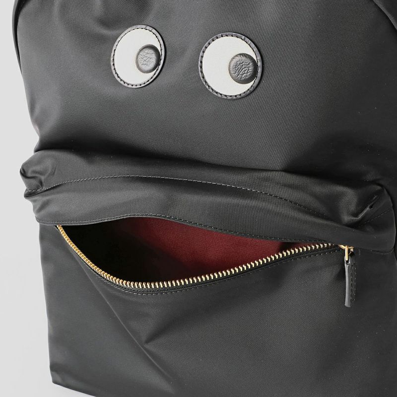 アニヤハインドマーチ　アイズ　リュック Eyes バックパック | Anya Hindmarch JP